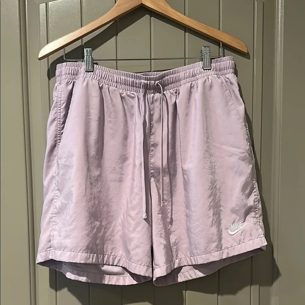 NIKE Athletic Shorts XL